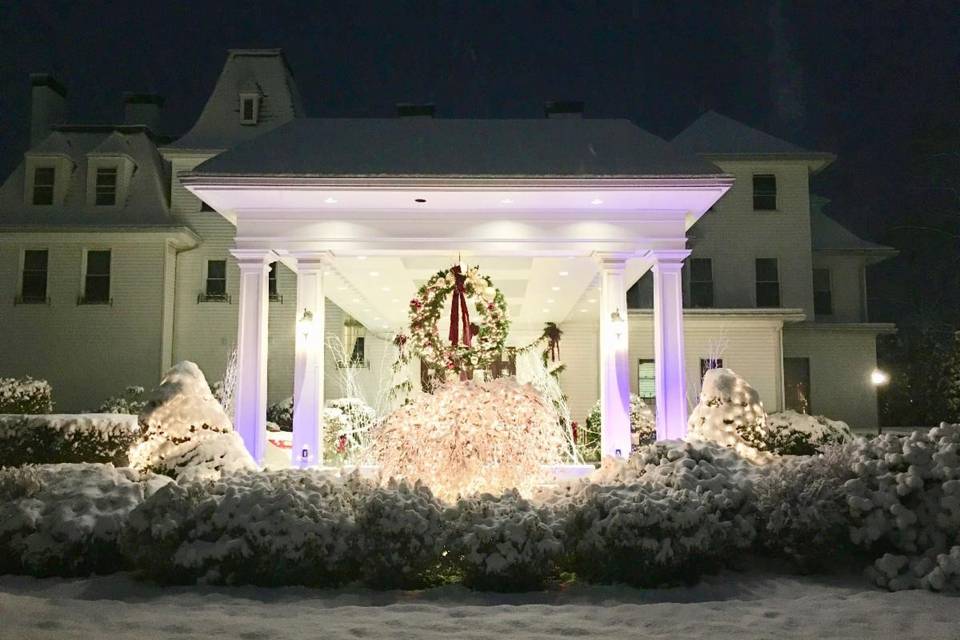 The Davenport Mansion on the Sound