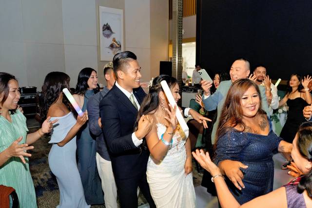 Hyphy Wedding DJ