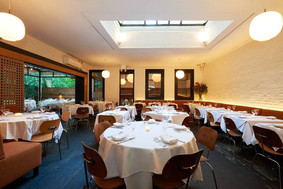 Dining room and garden