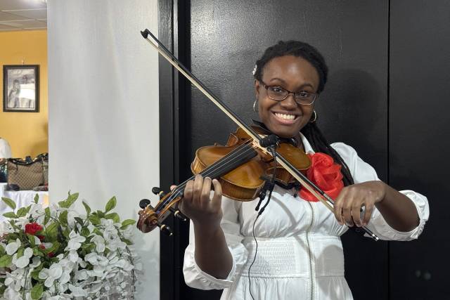 Violin Music for Women’s Event