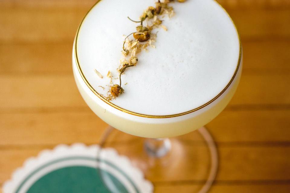 Bear's Knees - gin lemon Barenjager egg white chamomile