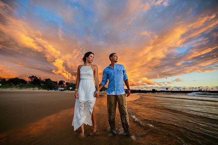 Sunset on the beach (GAUPERphoto)