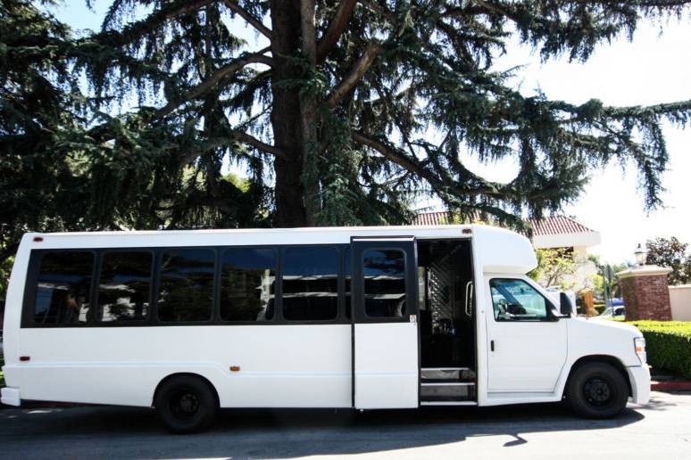 Bend's Party Bus