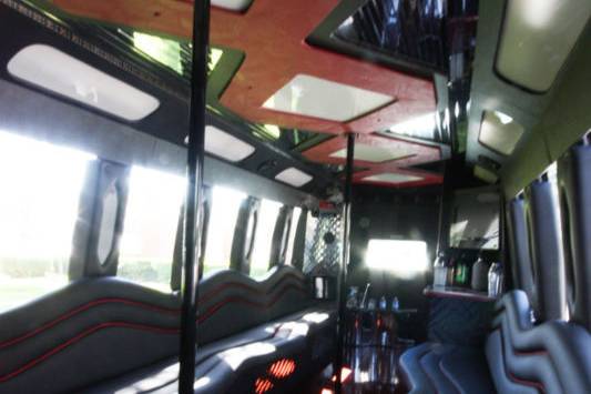 Bend's Party Bus