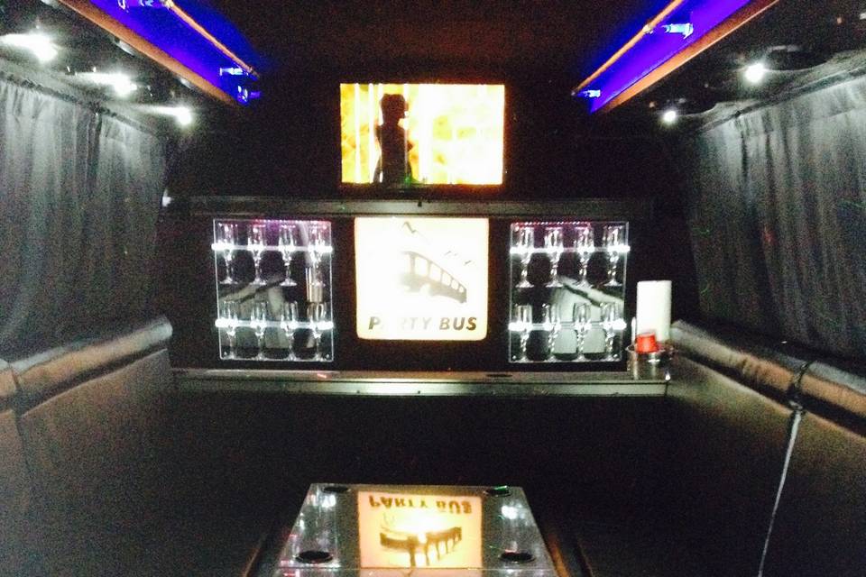 Bend's Party Bus