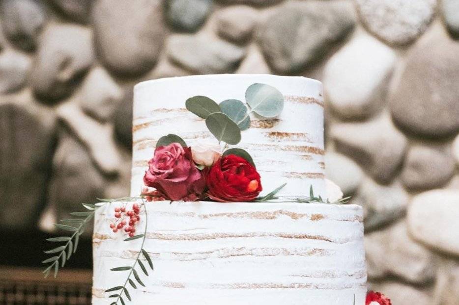 Perfectly placed cake decor