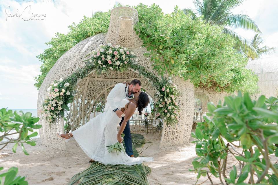 Wedding at Sandos Caracol