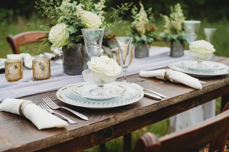 Harvest table with dishes