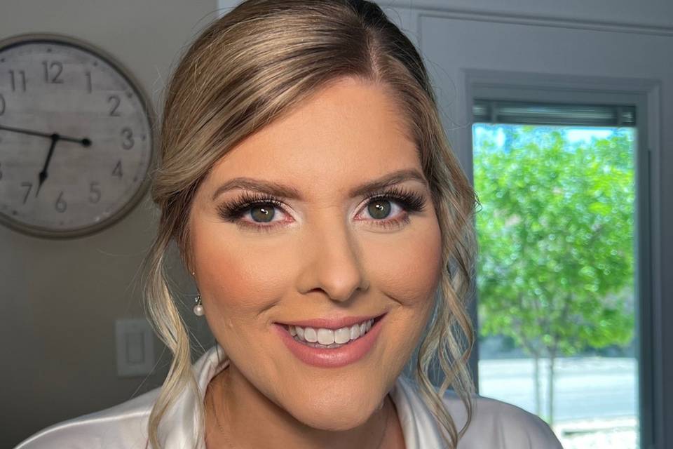 Bride with Individual Lashes