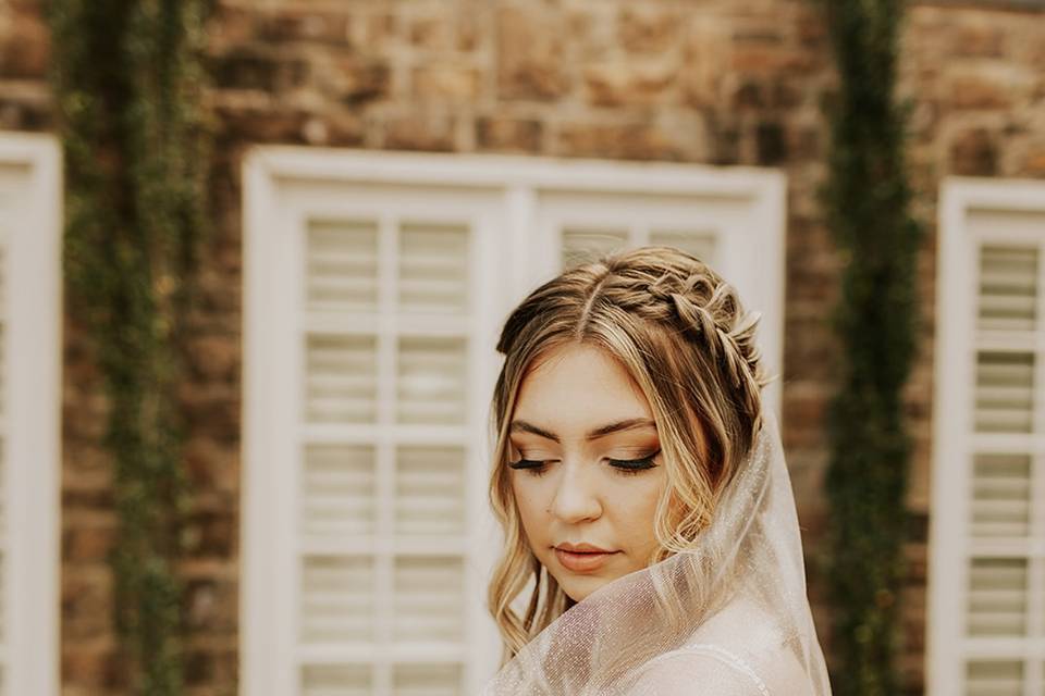 Bride with Individual Lashes