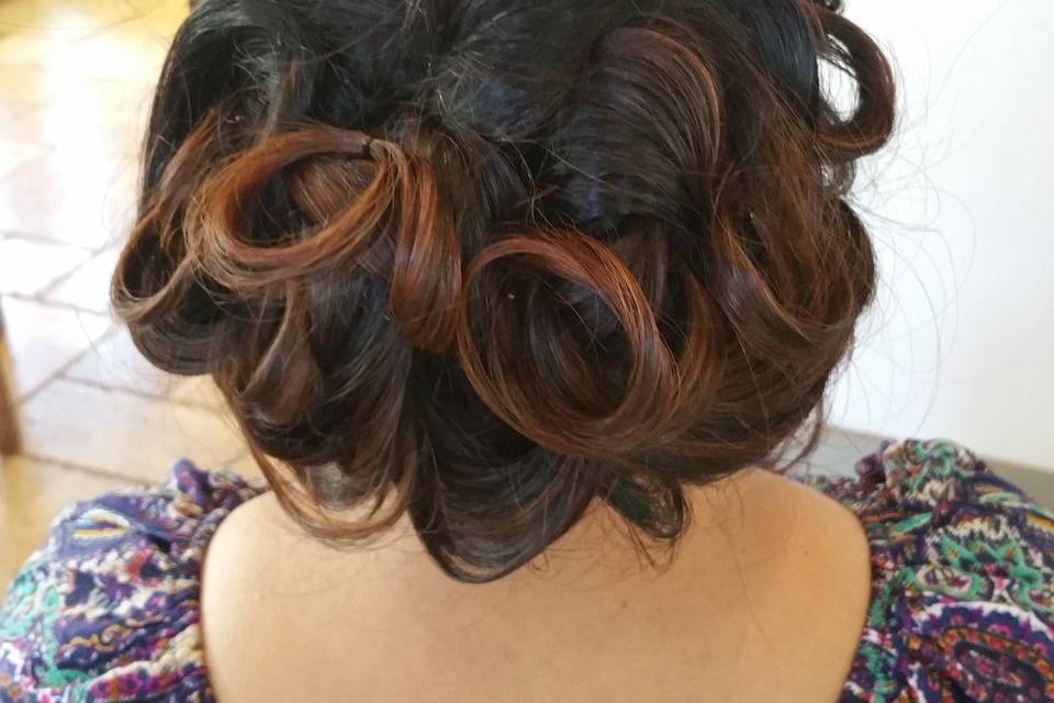 Curly waves