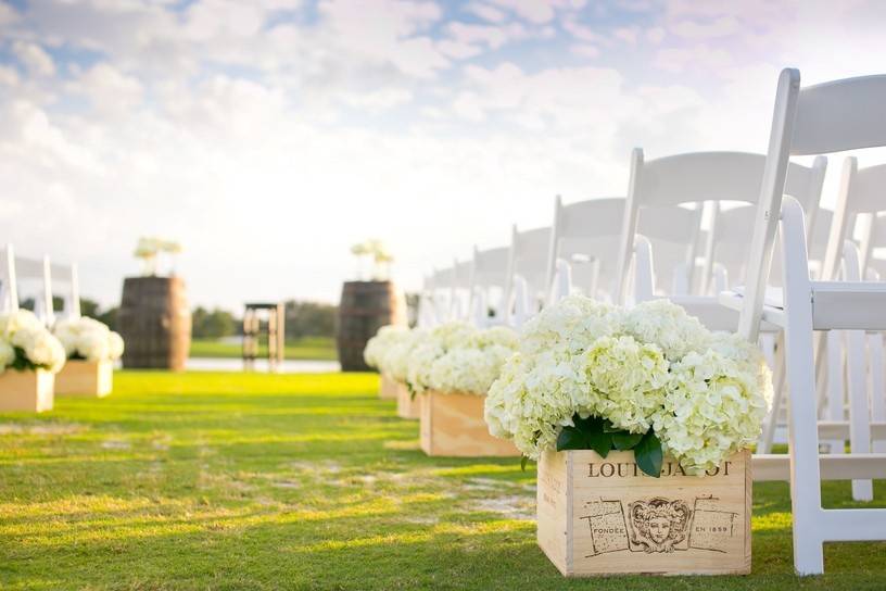 Aisle bouquets