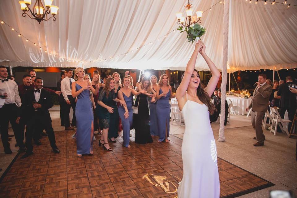 Bouquet toss