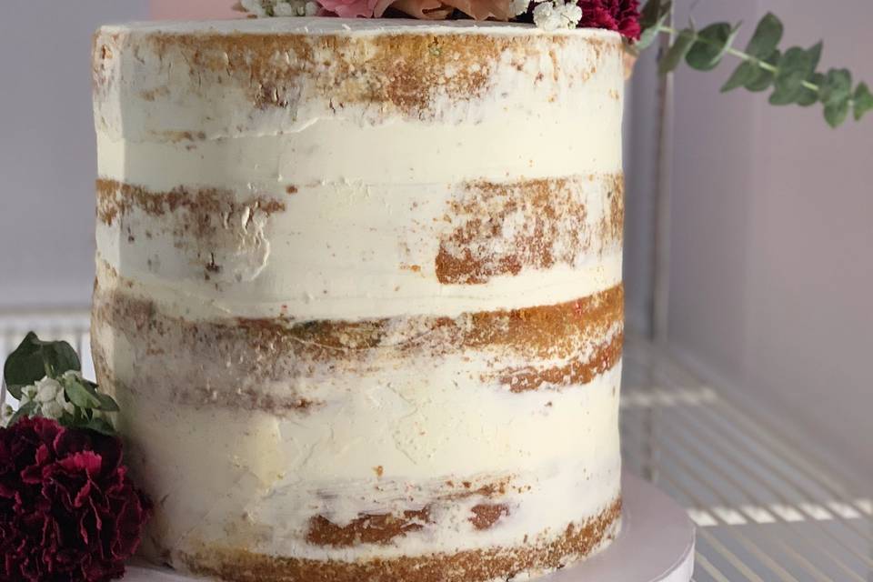 Rough rustic Naked cake