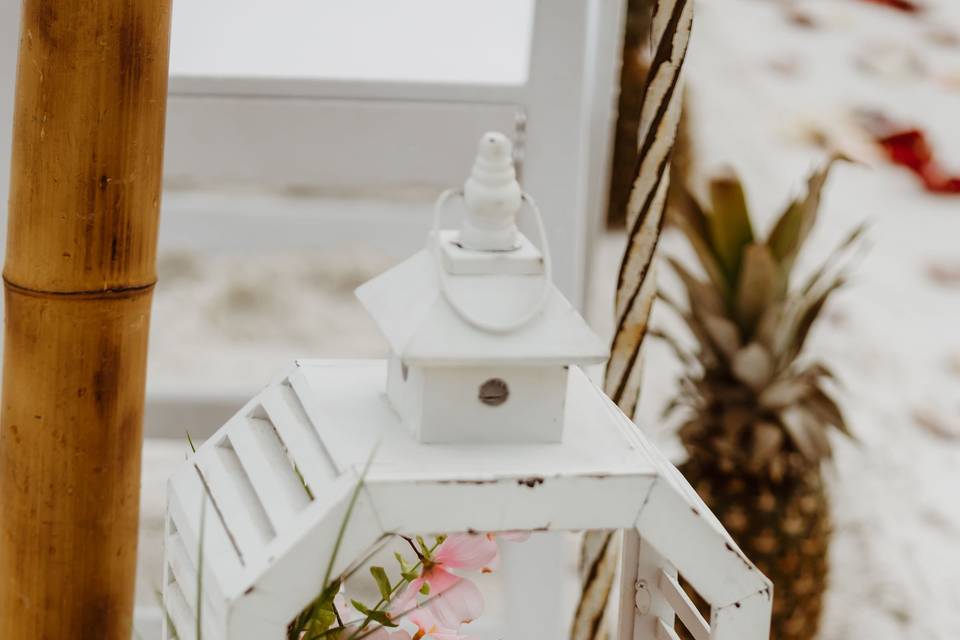 Beach ceremony decor-Navarre