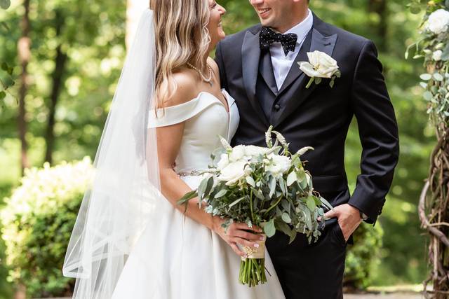 Rustic Woodsy Wedding