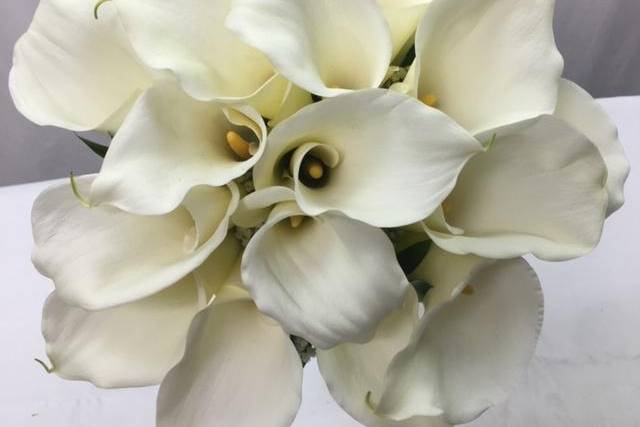 White Mini Calla Bouquet