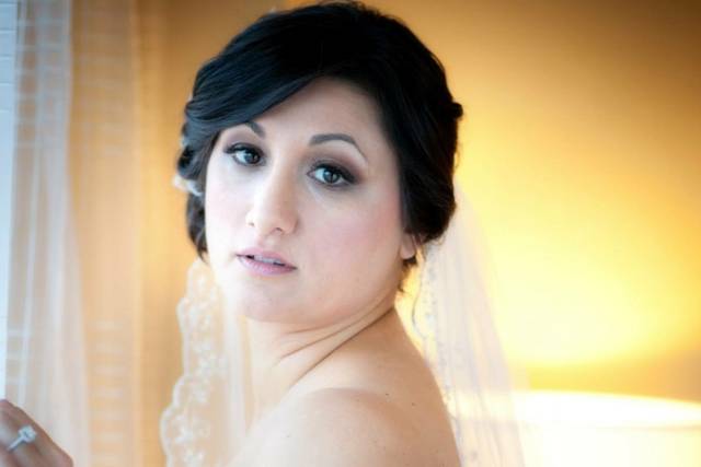 Elegant wedding look