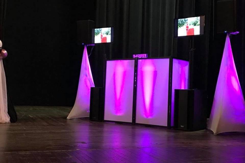 DJ station