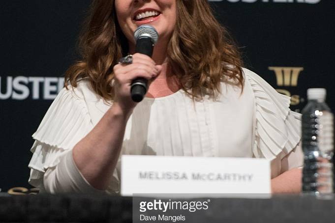 Design lots of fine jewelry pieces for Melissa McCarthy-
in this photo she is on her press tour for Ghostbusters, and is wearing a sapphire and diamond swirl cocktail ring