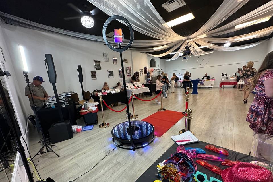 360 photo booth set up