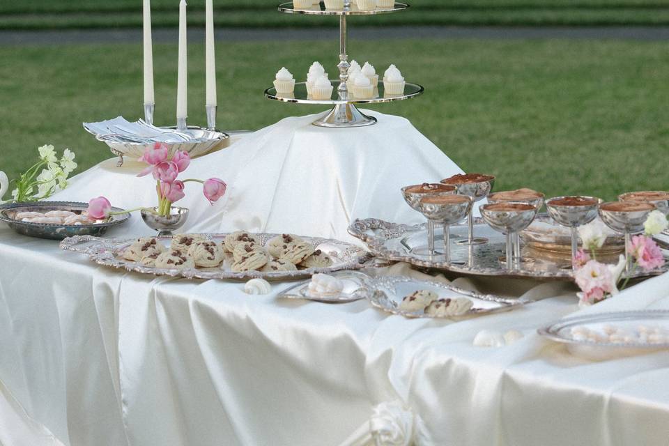 Elegant dessert table