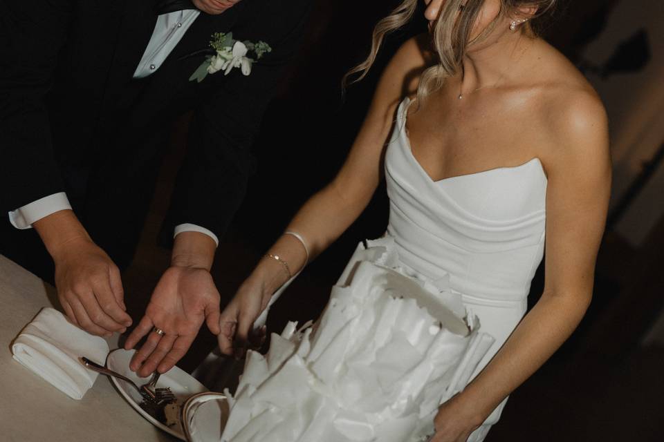 Two tier wafer paper ruffle