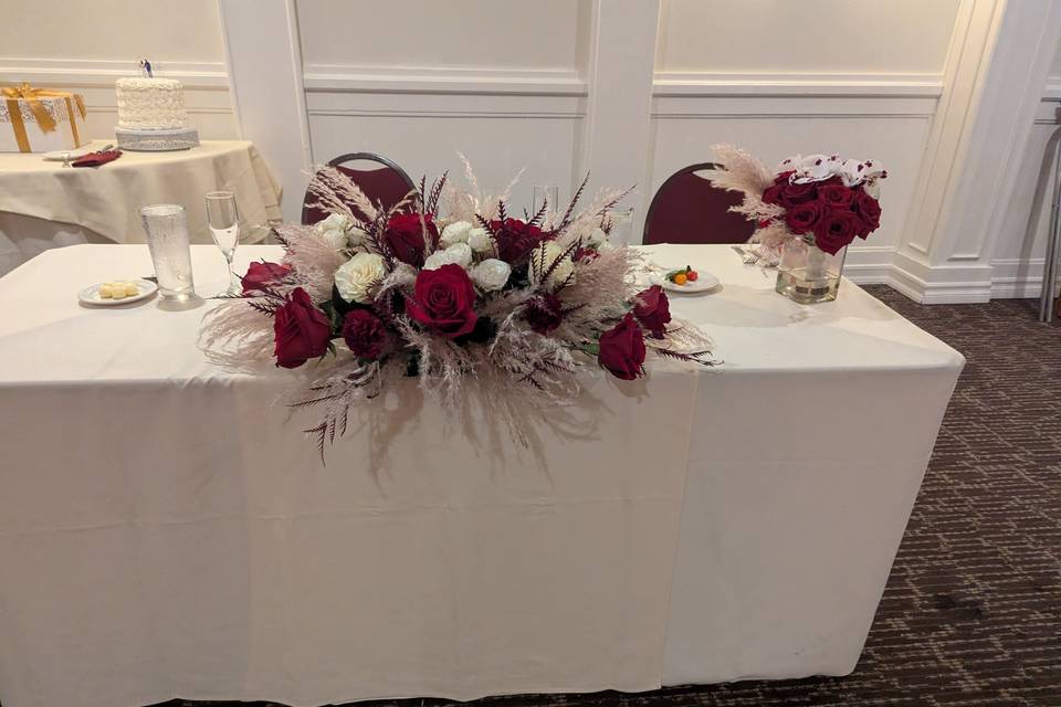 Sweetheart table
