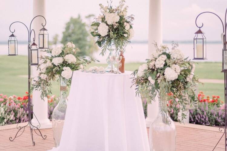 Ceremony Decor