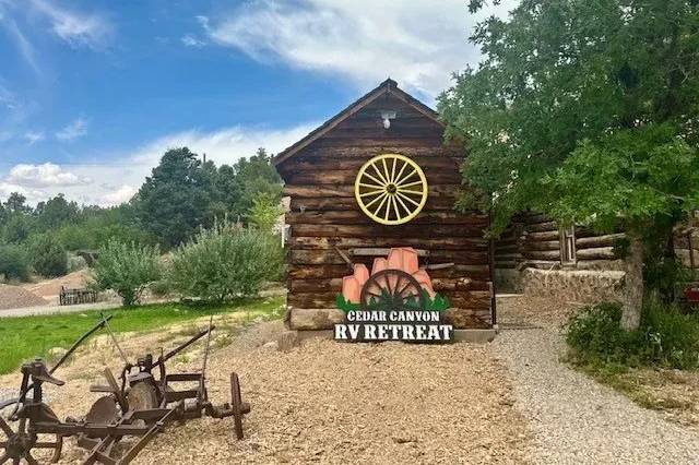 Cedar Canyon Retreat