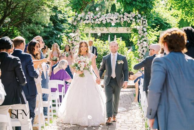 Wedding garden ceremony