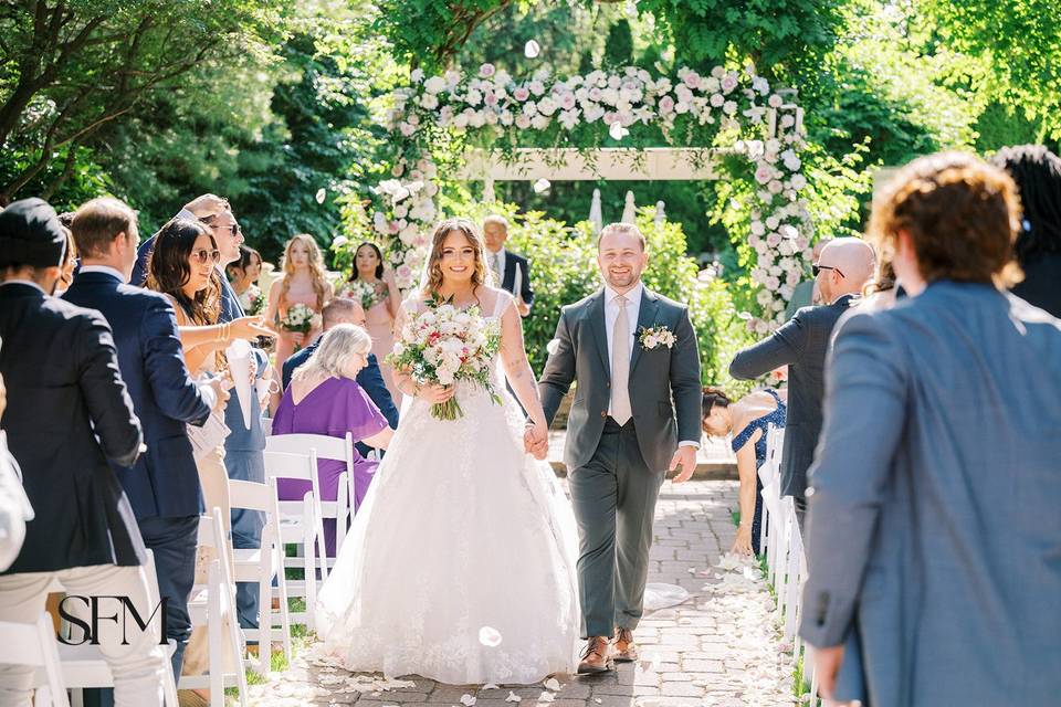 Wedding garden ceremony