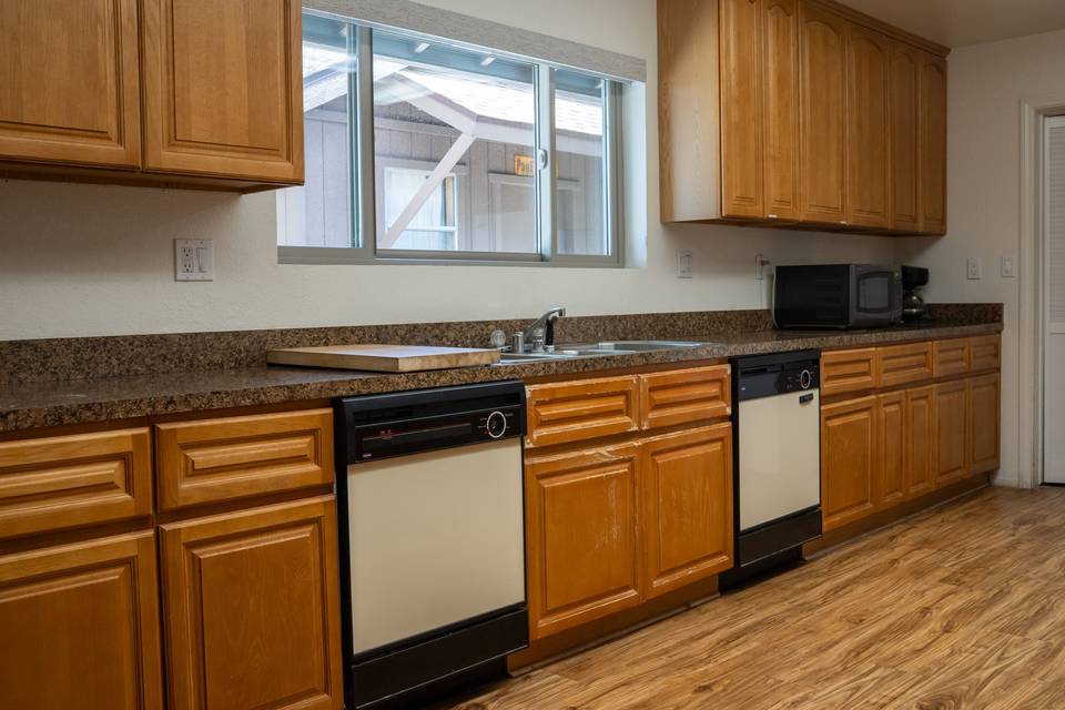 Full Kitchen