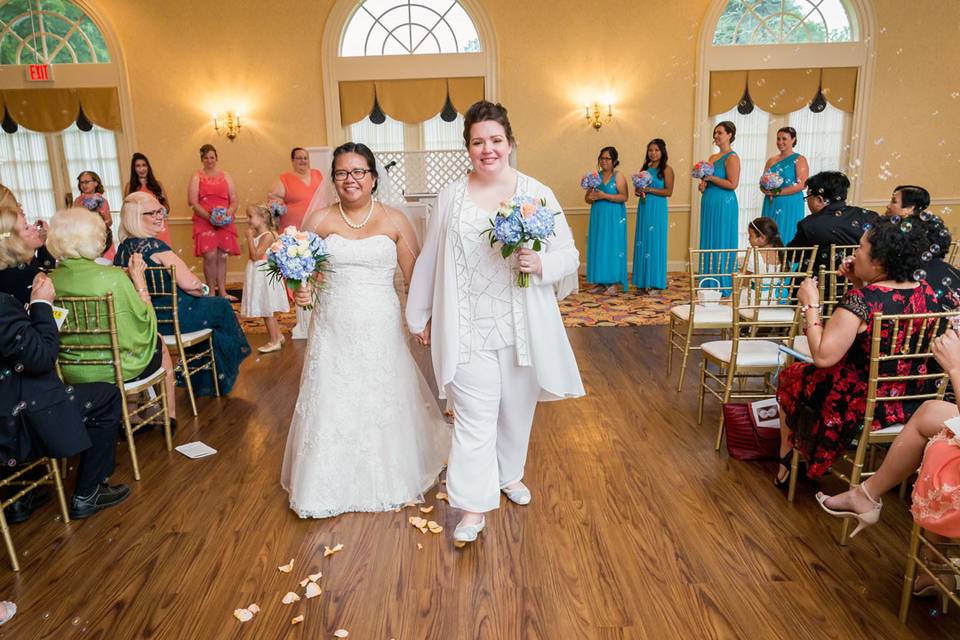 Manor Indoor Ceremony