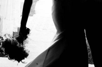 Silhouette of bride and groom
