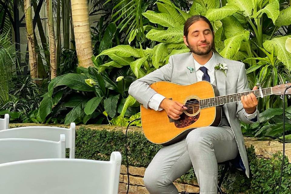 A greenhouse wedding!