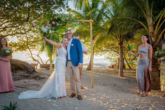 Luna Weddings Costa Rica