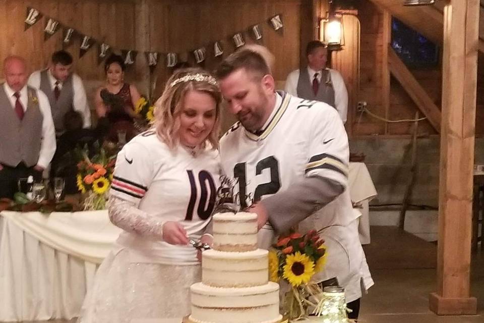 Cutting the cake