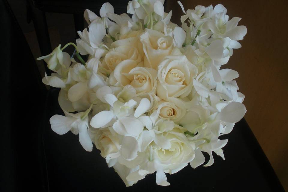 Wedding Flowers by Heidi