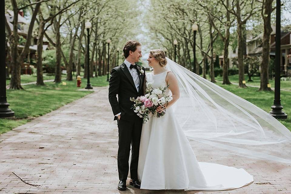 Bride & Groom