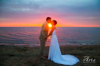 Outer Banks Weddings by Artz Music & Photography