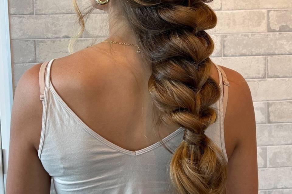 Full braid down-style