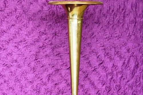 Gold Pedestal Trumpet
Item: TFM-CD191