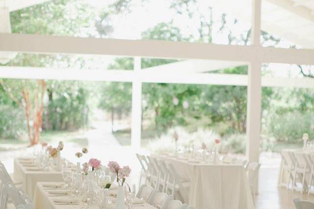 Head table arrangement