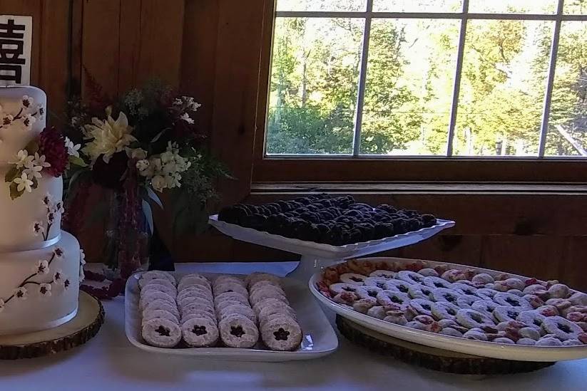 Wedding cake and cookies