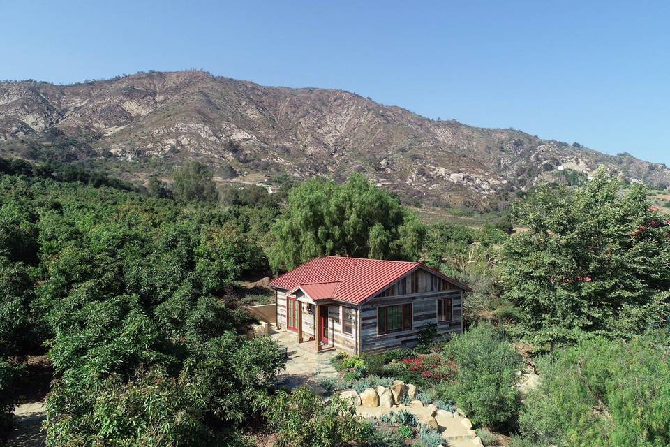Guest cottage full view