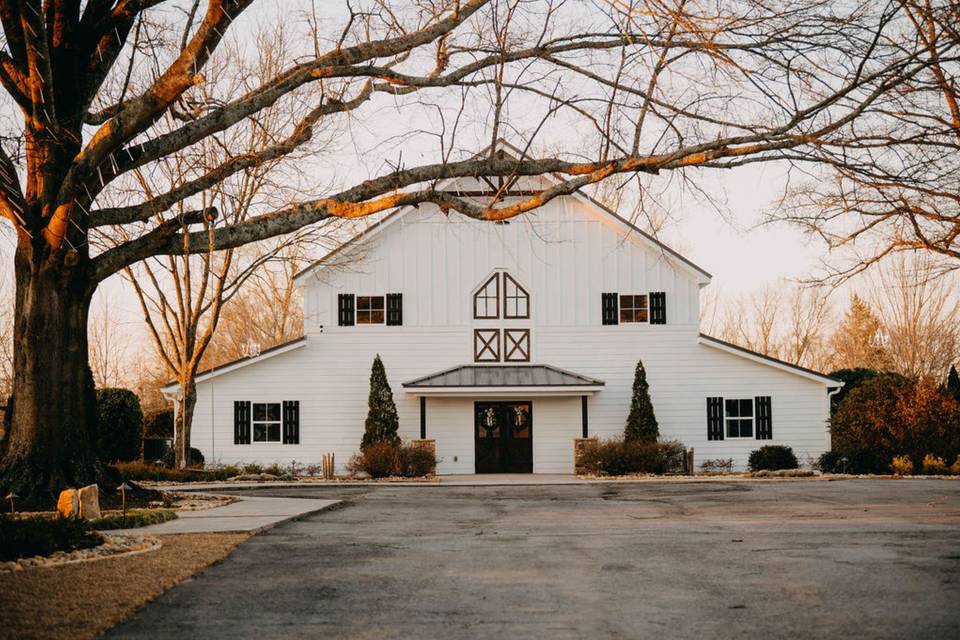 Winter barn photo.jpg