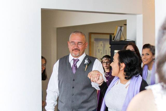 Father of the bride frist look