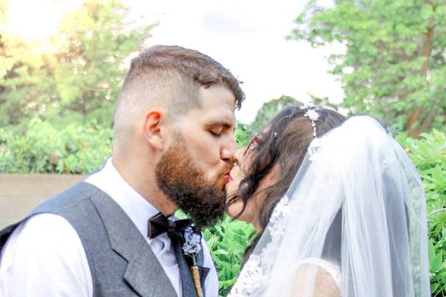 Mr. & Mrs. Kontos