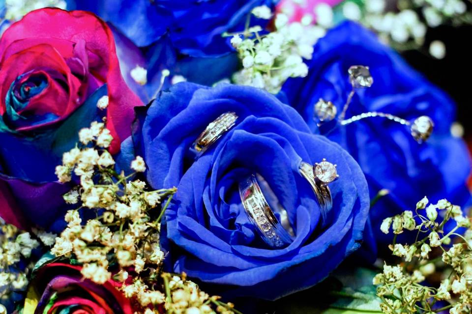 Bouquet & Rings
